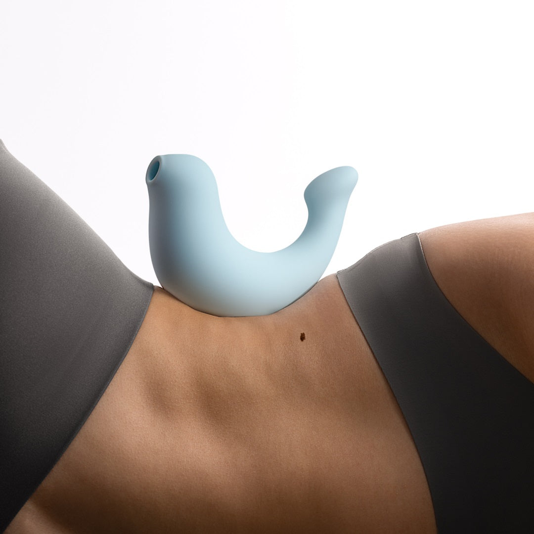 osuga g-spa clitoral suction toy with ergonomic design