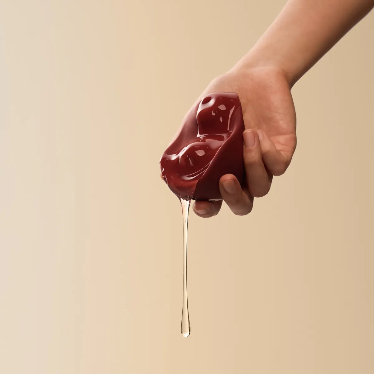osuga_kiss_clitoral_tapping_warming_vibrator