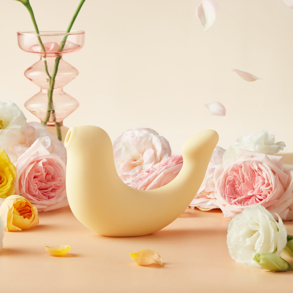 osuga g-spa yellow clitoral sucking vibrator and g-spot massager