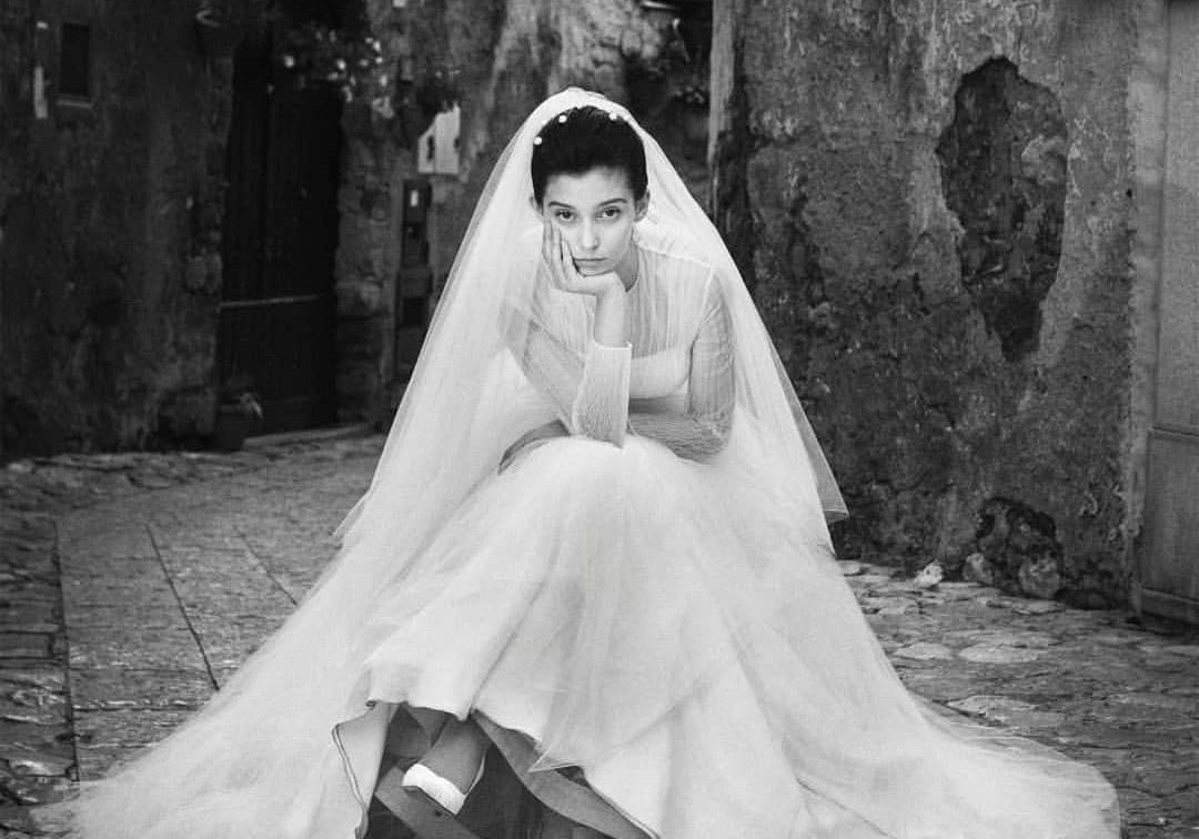 Women Who Chose Differently: 8 Women Who Refused the Expected Path