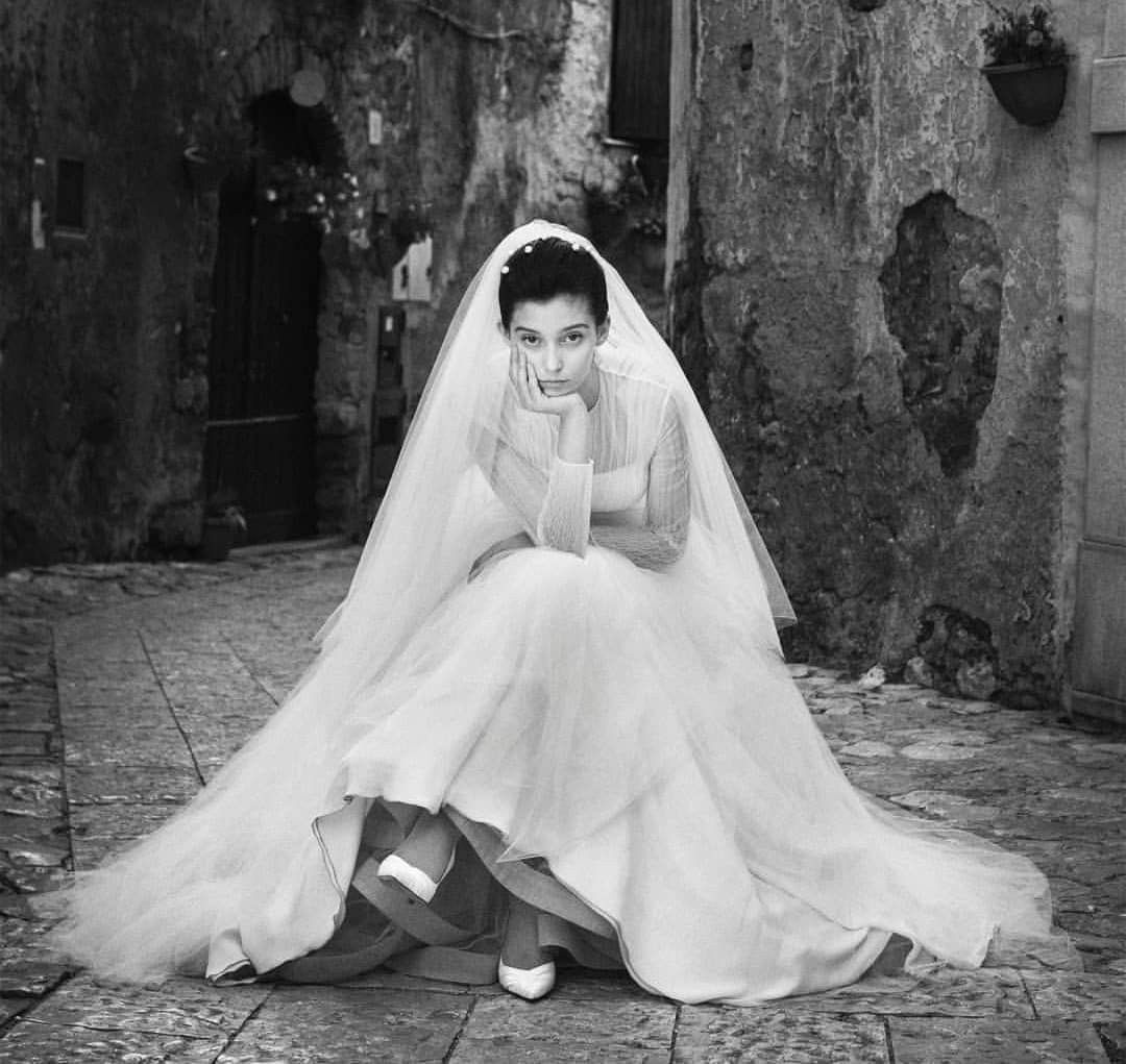 Women Who Chose Differently: 8 Women Who Refused the Expected Path
