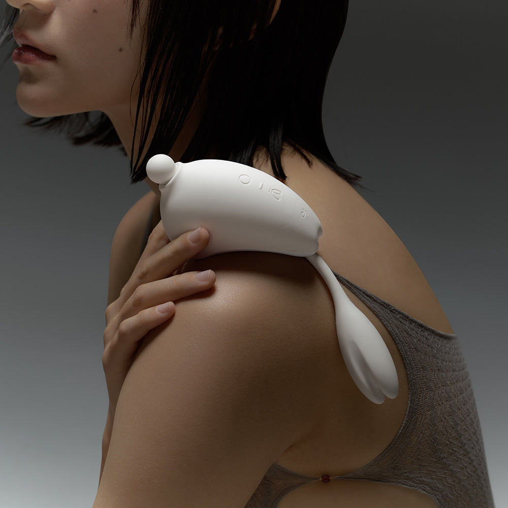 BunnyMoon_clitoral_sucking_vibrator_and_vibrating_egg